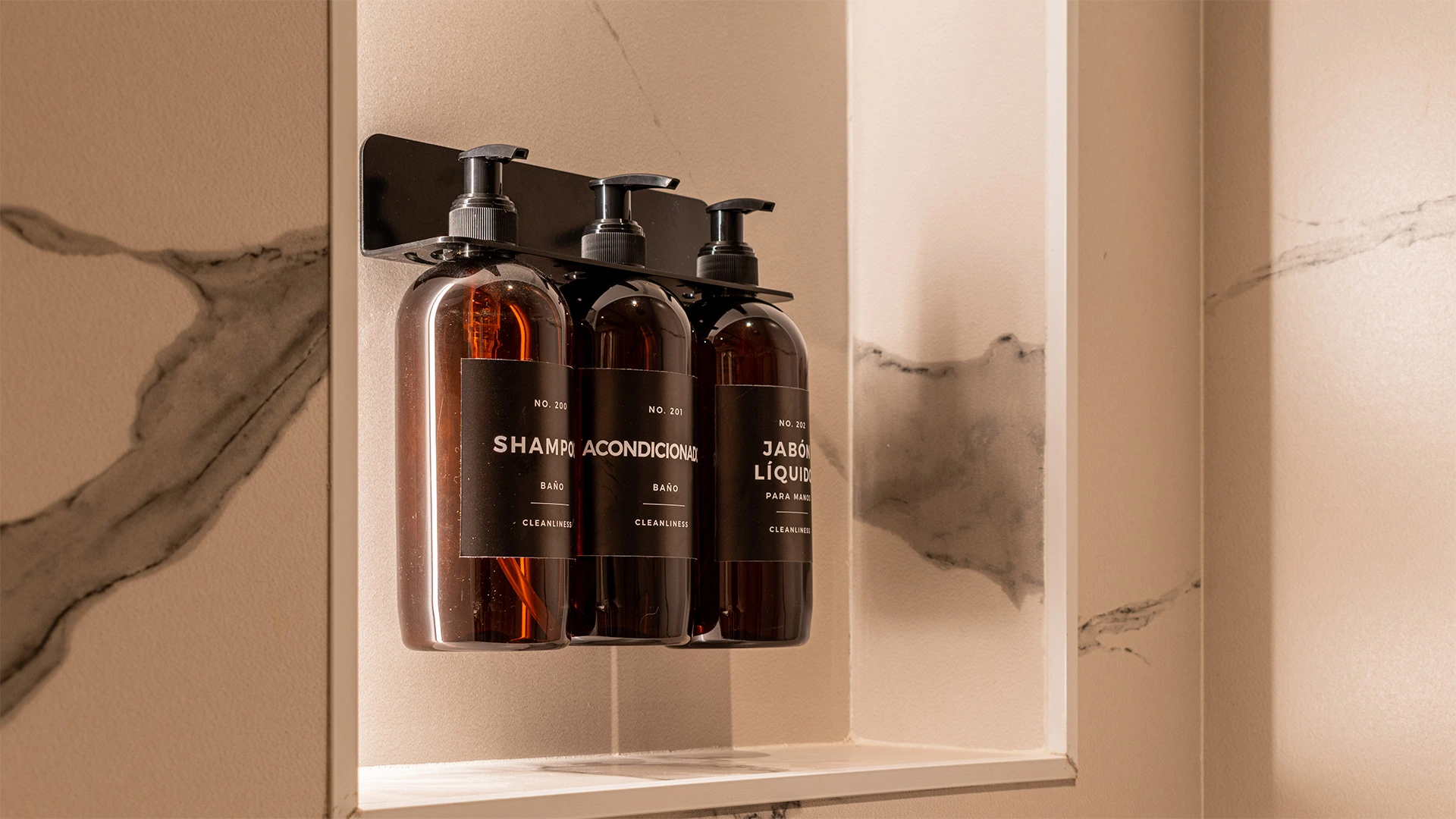 Fotografía en primer plano de artículo de aseo departamento Lake 1A